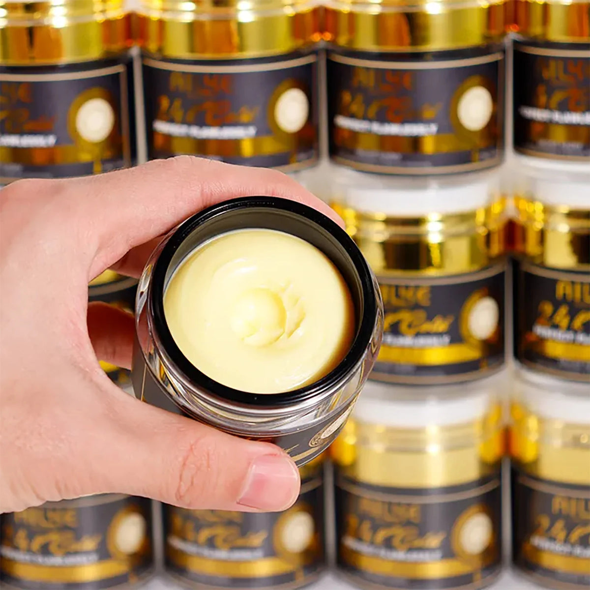 AILKE Gold Face Cream With Glutathione For Dark Spots